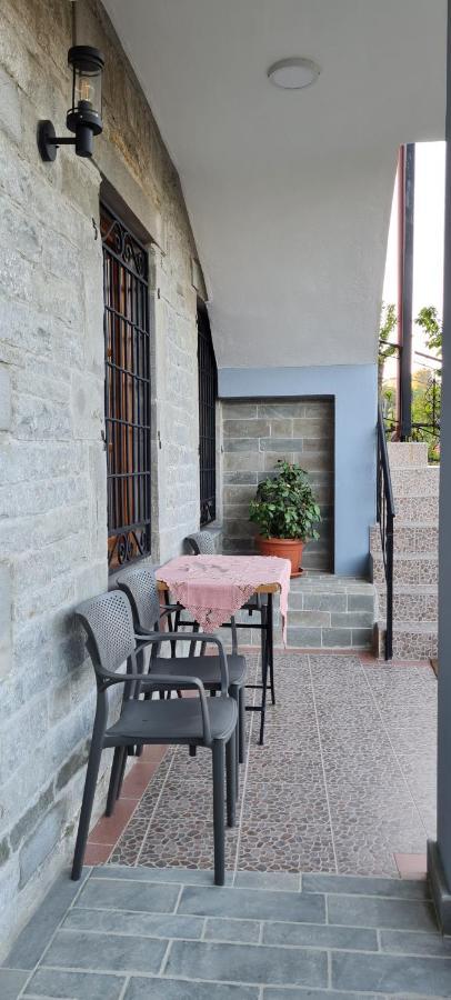 Garden Guest House Permet Bagian luar foto